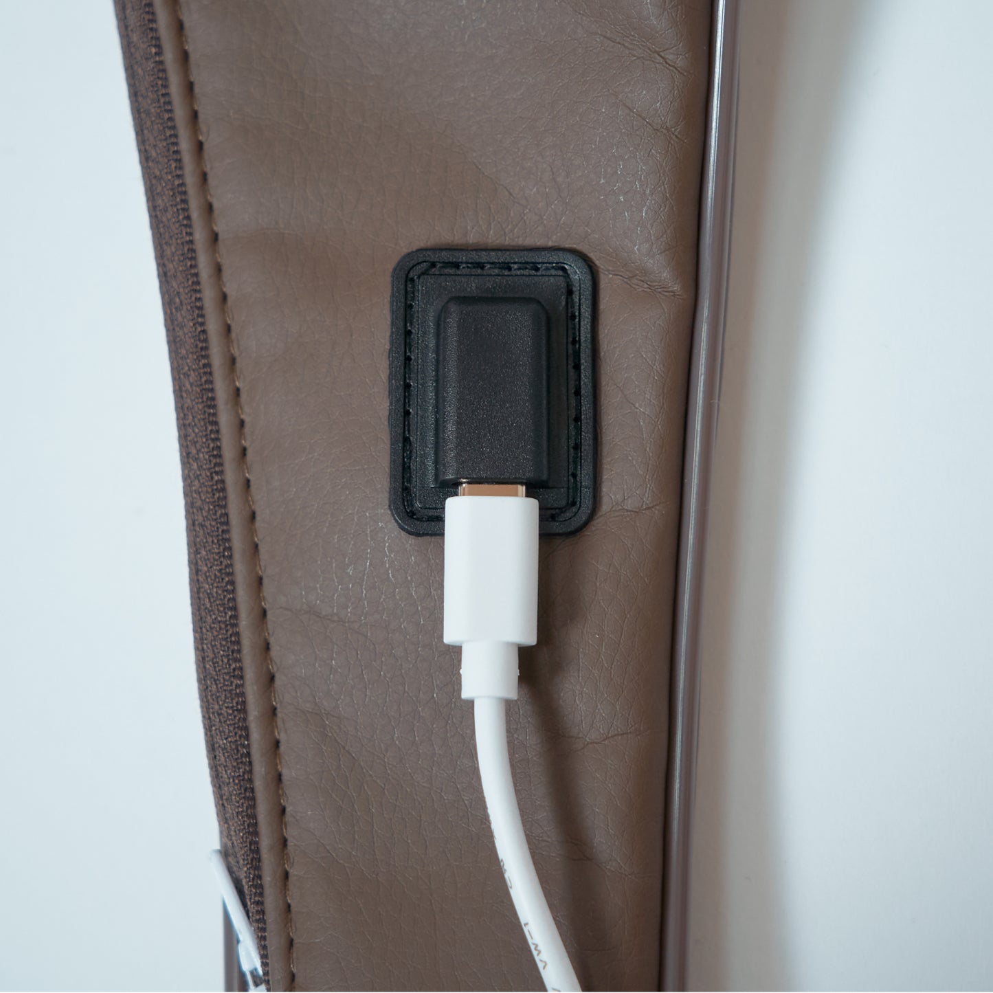 ネックマッサージャー EMK-158R